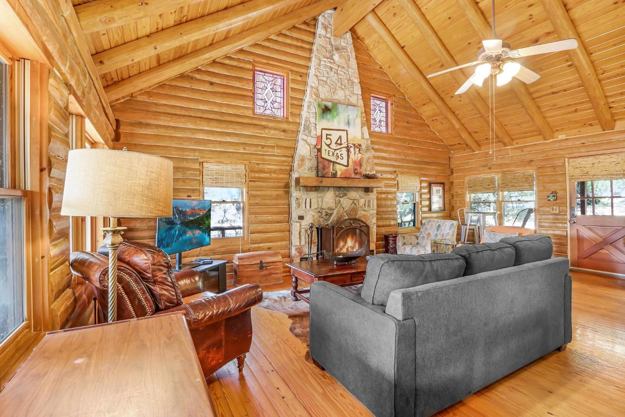 Falls Log Home Wimberley Luaran gambar